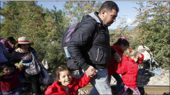 مرز مقدونیه به روی پناهجویان باز شده است